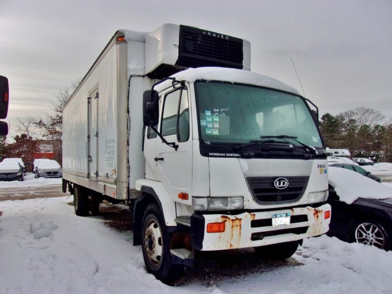 white truck for sale at maltz auto auctions