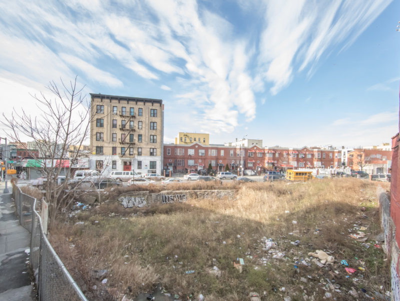 corner developmetn site for sale at maltz auctions in new york