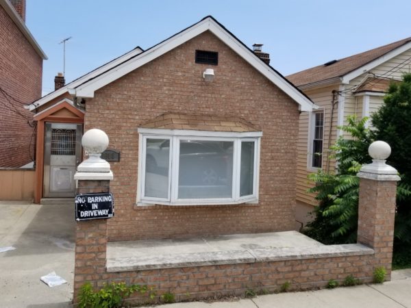 outside of single family home up for auction at maltz auctions