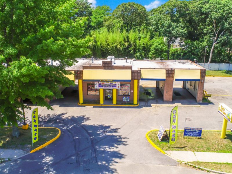 front of turn-key car wash for property for sale by maltz auctions