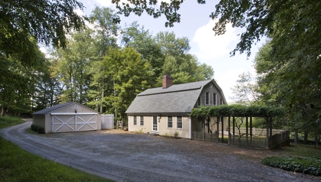 exterior of home and property for sale at maltz auctions