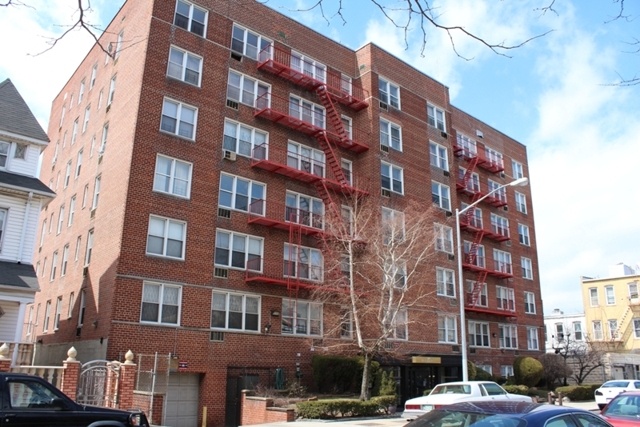 exterior of apartment unit for sale at maltz auctions in new york city