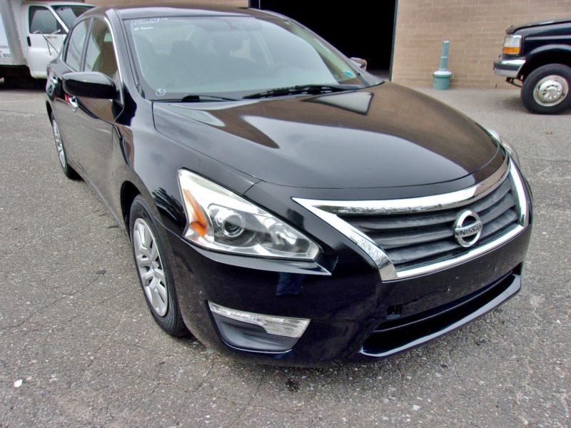 black nissan for sale by maltz auto auctions