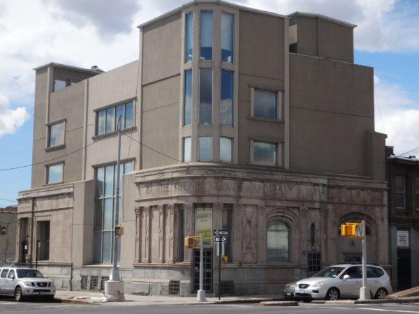 Bank in New York City up for auction at Maltz Auctions