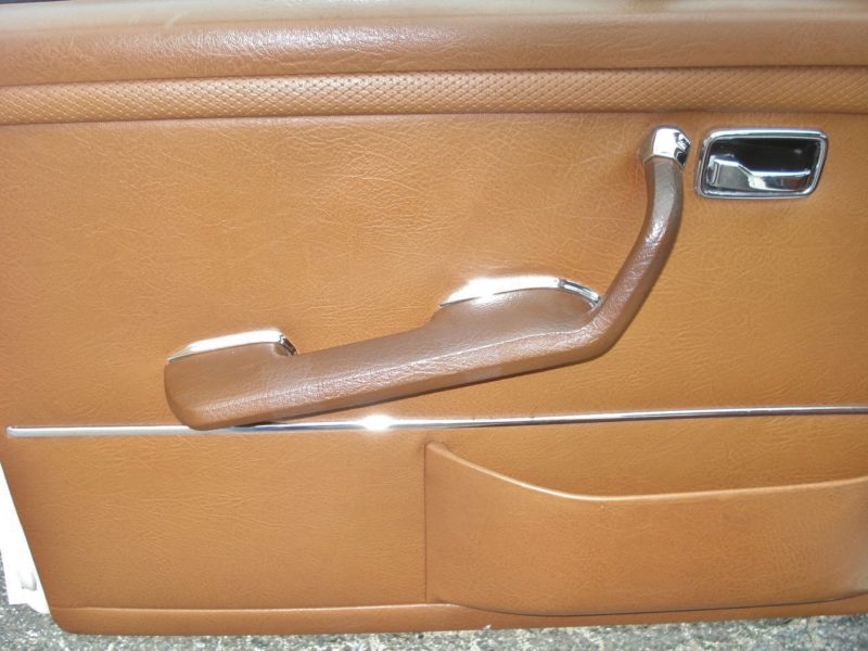 door in vehicle for sale at maltz auto auctions