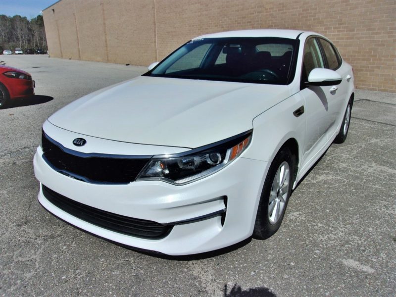 white kia for sale by maltz auto auctions