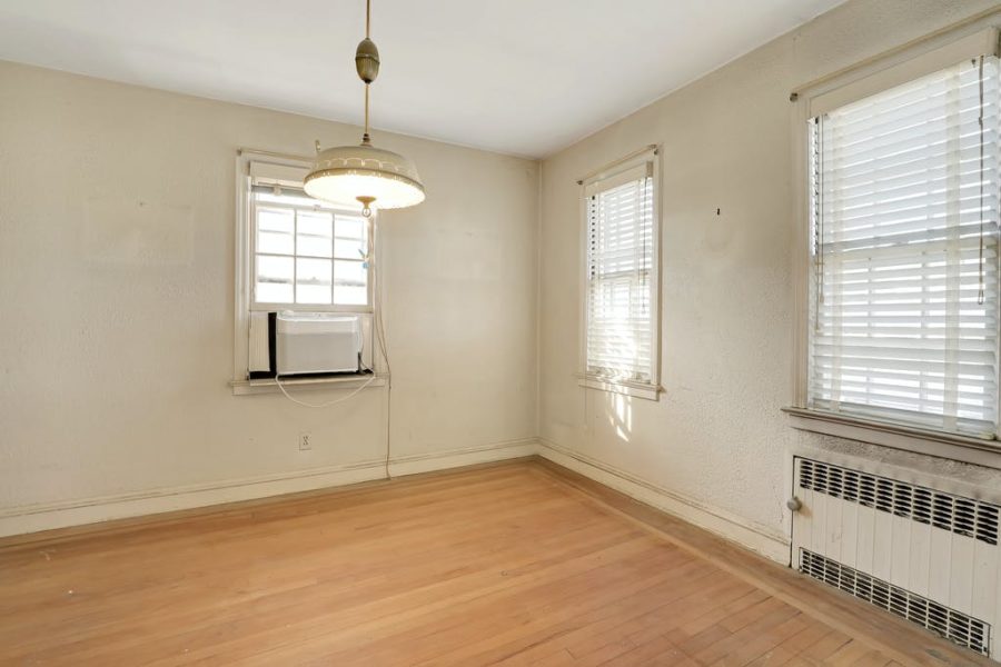 inside of home for sale at maltz auctions in new york city