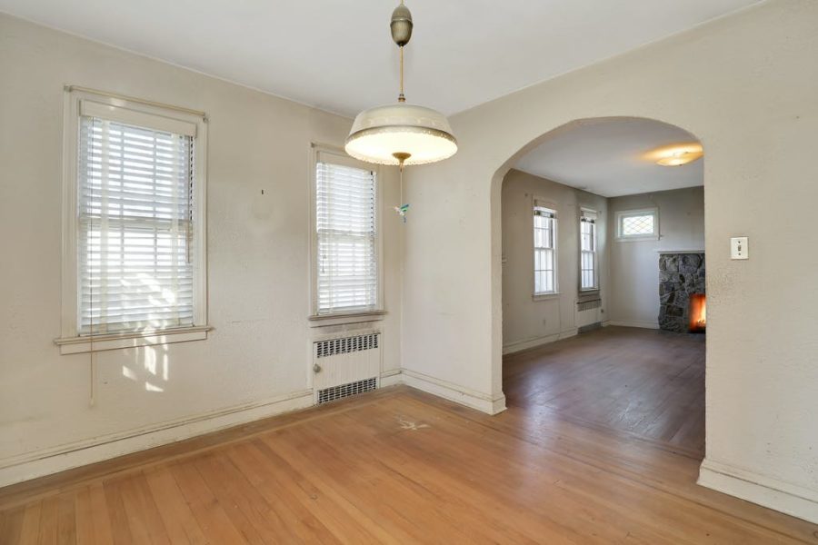 inside of living area of home for sale at maltz auctions in new york