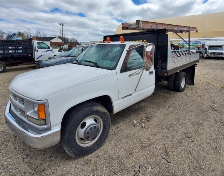 white truck for sale at maltz auctions in new york city