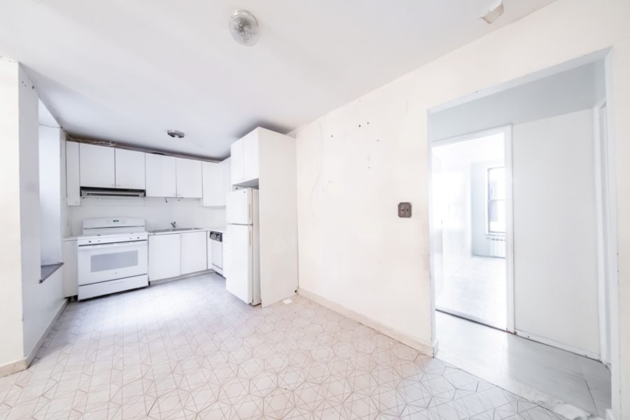 kitchen of duplex condo for sale at maltz auctions in new york