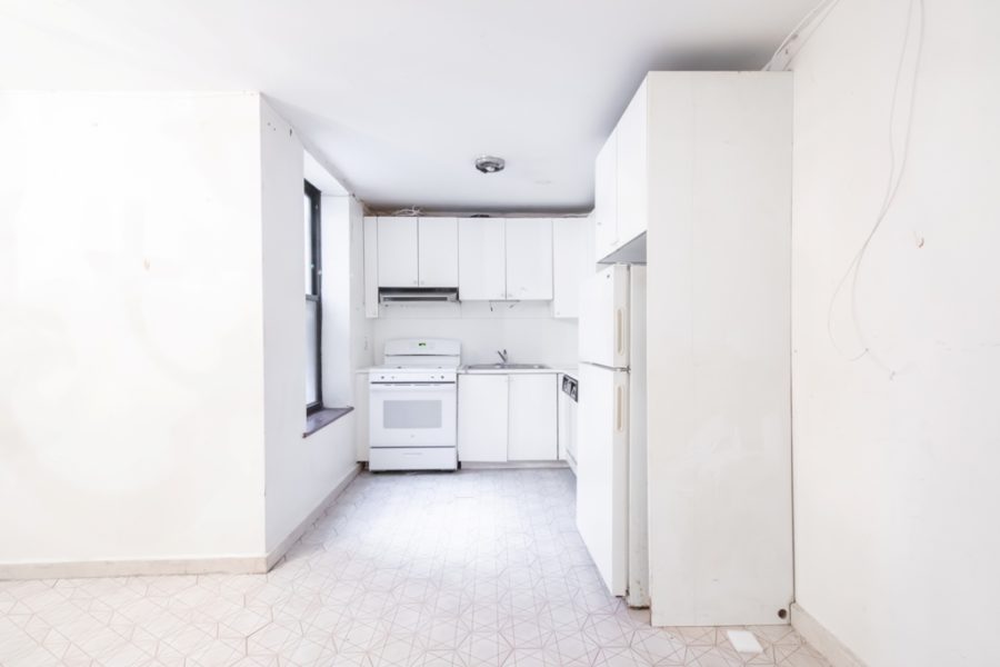 kitchen of duplex condo for sale at maltz auctions in new york