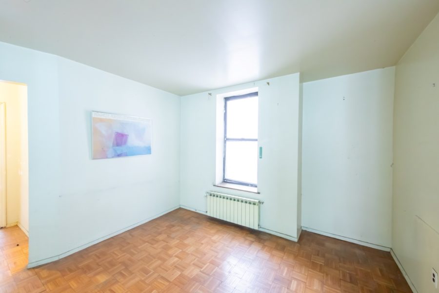 room of duplex condo for sale at maltz auctions in new york
