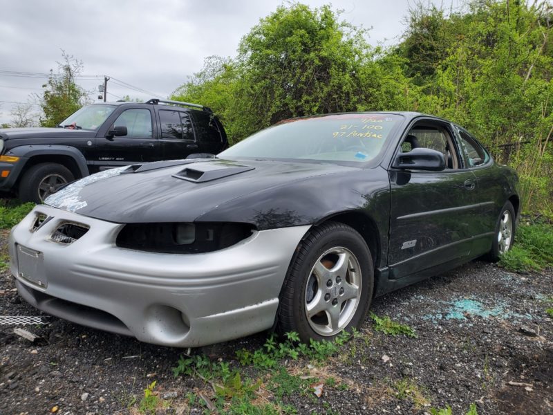 damaged vehicle for sale at maltz auto auctions in new yorkfor sale at maltz auto auctions in new york