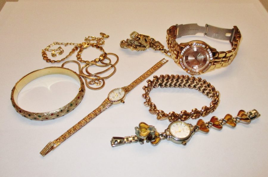luxury jewelry and watches for sale at maltz auctions in new york