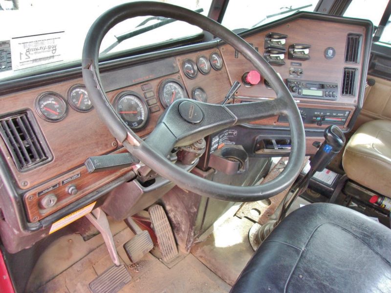 front interior of truck for sale at maltz auto auctions