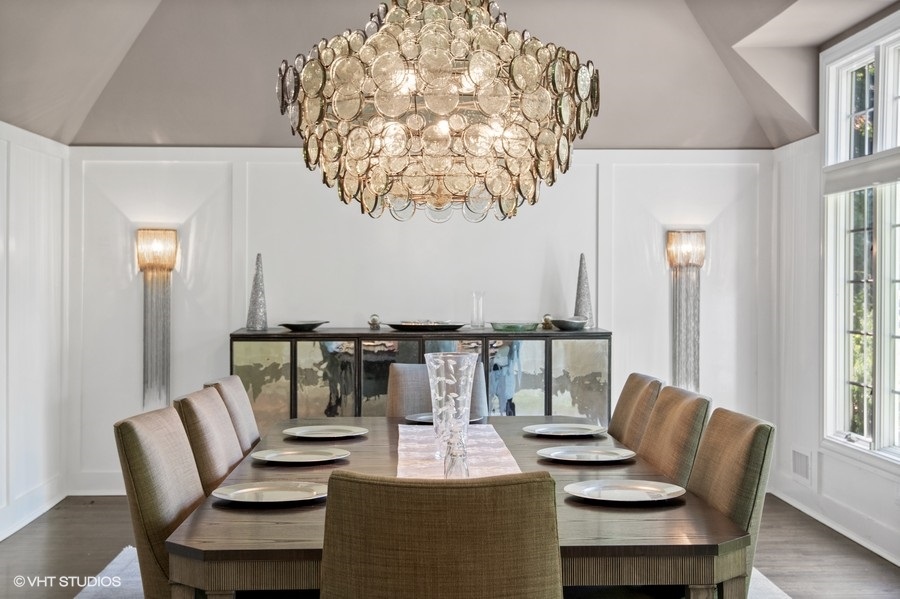dining room of 6 bedroom home on 2 acres of land for sale at auction