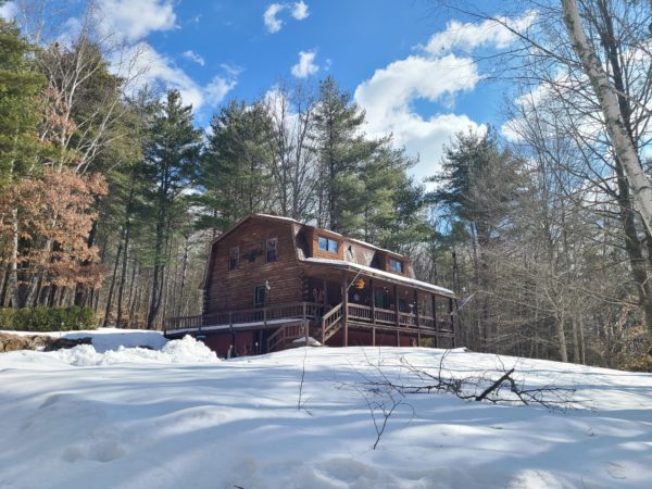 side view of 3 bedroom vacation home in new york city