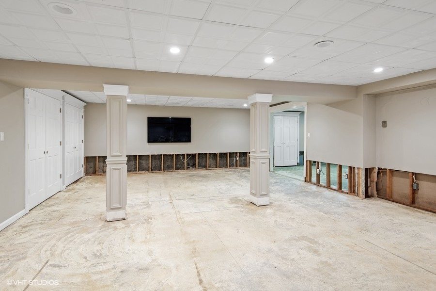 basement of 6 bedroom home on 2 acres of land for sale at auction