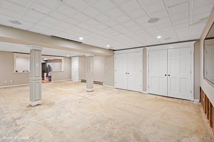 basement of 6 bedroom home on 2 acres of land for sale at auction