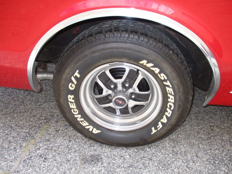 Tire of Classic Car Up For Auction at Maltz Auctions