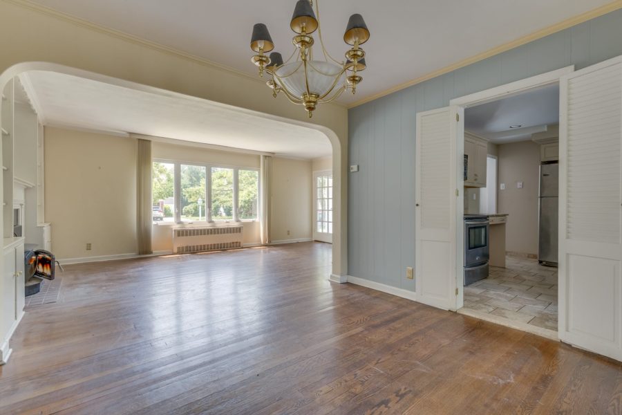 living room area of 4 bedroom home for sale at maltz auctions