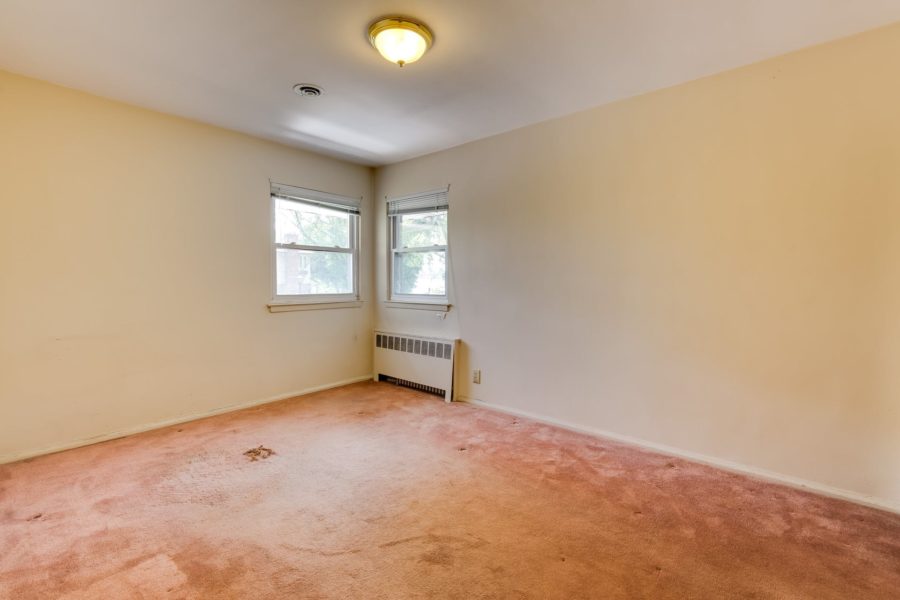 bedroom of 3 bedroom home for sale at maltz auctions