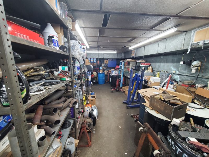 inside 2,600 square foot commercial building for sale at maltz auctions