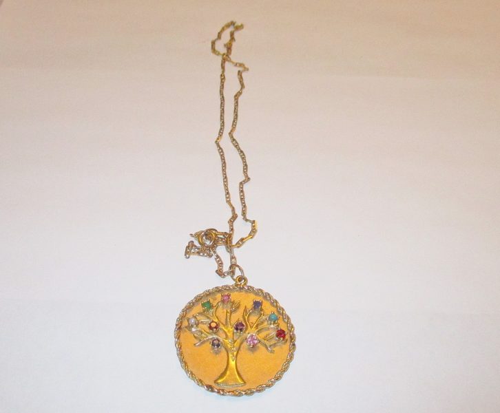 gold necklace for sale at maltz jewelry auctions